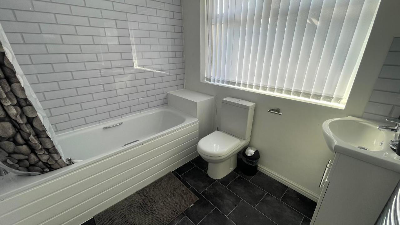 Ryan Air I Bnb - Lfc Apartments 利物浦 外观 照片